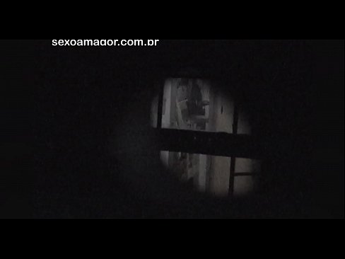 ❤️ Si Blondie ay lihim na nakunan ng video ng isang voyeur ng kapitbahayan na nakatago sa likod ng mga guwang na brick ️❌ dekalidad na porn sa tl.mailkassa.ru ❌️
